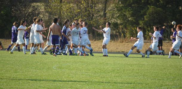 Soccer squad earns plethora of post-season awards