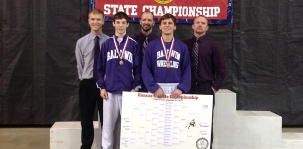 Two Bulldog wrestlers bring home state medals