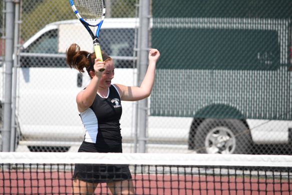 Sophomore Makena Martinez celebrating a point win at the at the Baldwin Invitational Tournament.