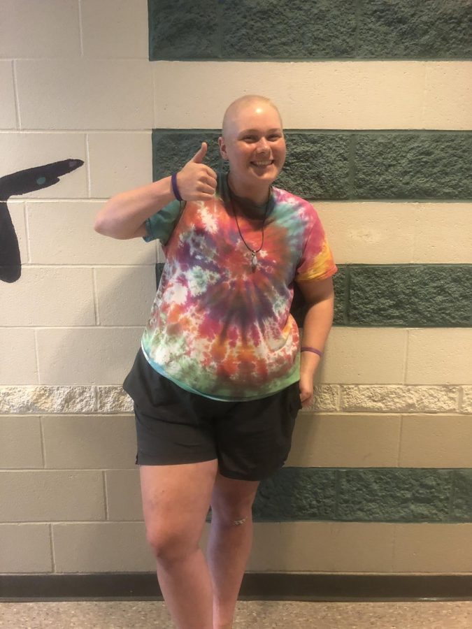 Junior Dani Bennett maintained a positive attitude and good spirits as she took on a fight against cancer over the past year.