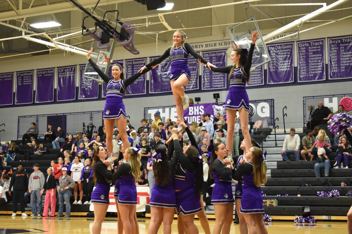 BHS Cheerleaders cheer on our Varsity Basketball teams and are lead by captains Makayla Brown, Malin Harris and Mikayla Michael.