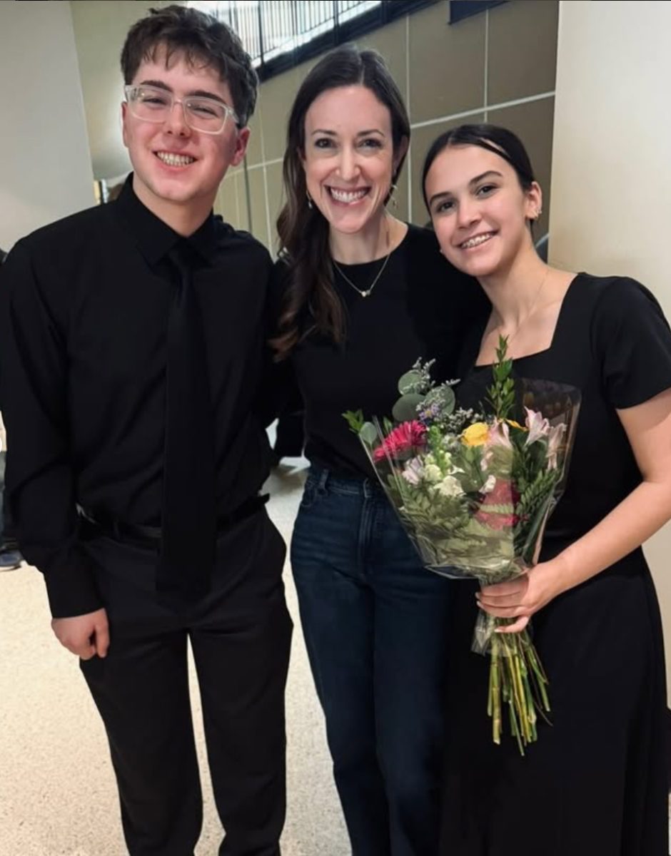 BHS Choir students preform at KMEA